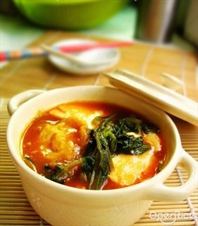 香辣白菜豆腐煲