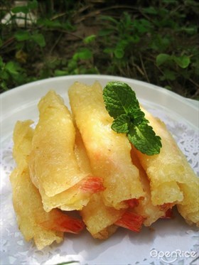 脆皮虾仁土豆泥