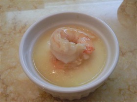 鲜虾蒸蛋白
