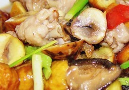 红烧栗子鸡