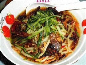 杂野山菌汤乌冬