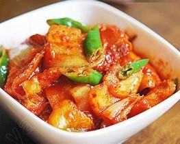 辣白菜炒五花肉