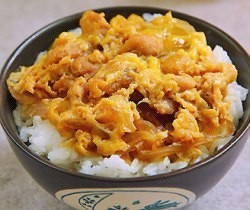 日式盖饭始祖—亲子丼
