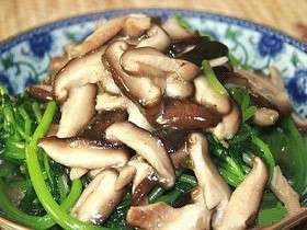 香菇炒茼蒿