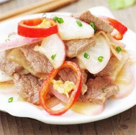 小萝卜炒牛肉片