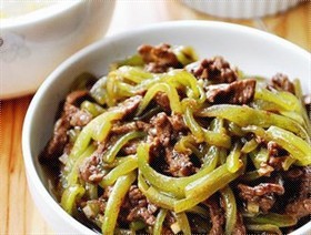 莴笋牛肉丝