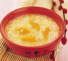 枇杷薏米粥