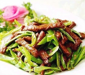 尖椒牛柳