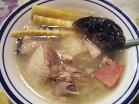 竹笋鸭子煲