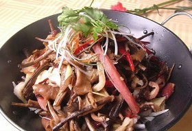 干锅茶树菇
