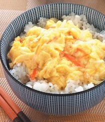 洋葱滑蛋盖饭