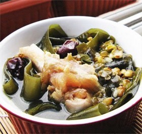 海带绿豆大骨汤
