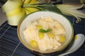 白果腐竹糖水