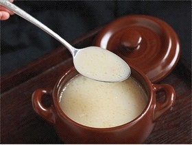  奶香牛骨汤