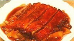 东坡豆腐肘