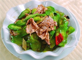 苦瓜炒牛肉
