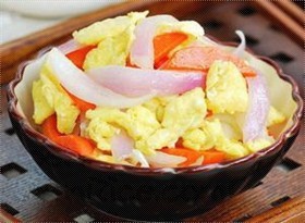 洋葱炒鸡蛋