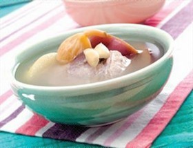 苹果雪梨瘦肉汤