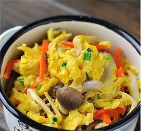鲜菌菇滑蛋