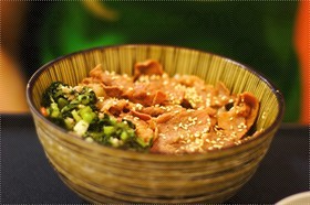 寿喜烧盖饭