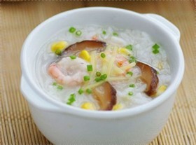 美味海鲜粥