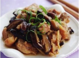 香菇木耳肉丝