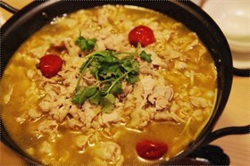 酸汤肥牛