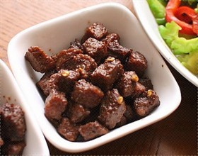 黑胡椒牛肉干