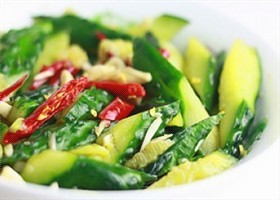 凉拌菜海苔脆黄瓜