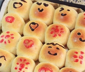 表情牛奶排包