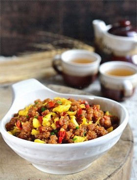 蒸肉粉炒鸡蛋