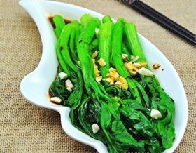 白灼菜心