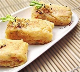 肉松鸡蛋卷