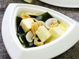 海带豆腐汤