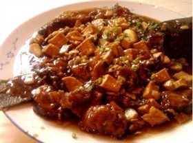 豆腐烧鲶鱼