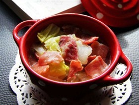火腿炖白菜