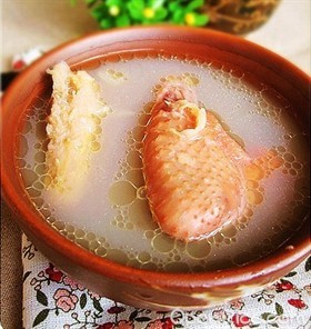榴莲壳煲鸡汤