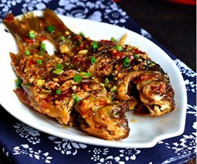 泡椒鲫鱼