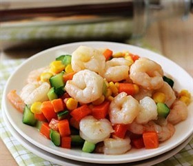 三色炒虾仁
