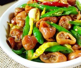 尖椒肥肠