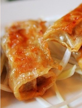 香煎豆腐皮虾肉卷