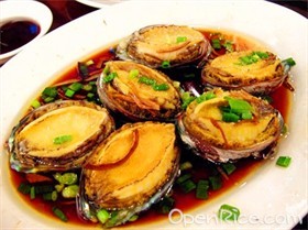 辣酒煮鲜鲍鱼