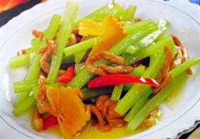 西芹炒肉