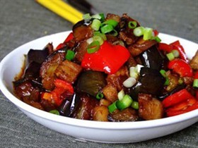 咸鱼焖茄子