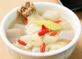竹笋鸡汤