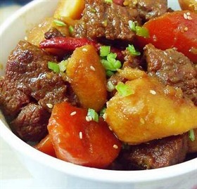 红烧牛肉马铃薯
