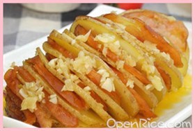 土豆烤香肠