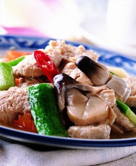蘑菇炒肉片