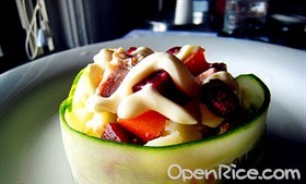 炸鸡蔓越莓沙拉