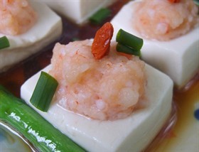 鲜虾酿豆腐